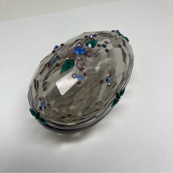Crystal Egg box Trinket box with Swarovski Crystals - Picture 5 of 12
